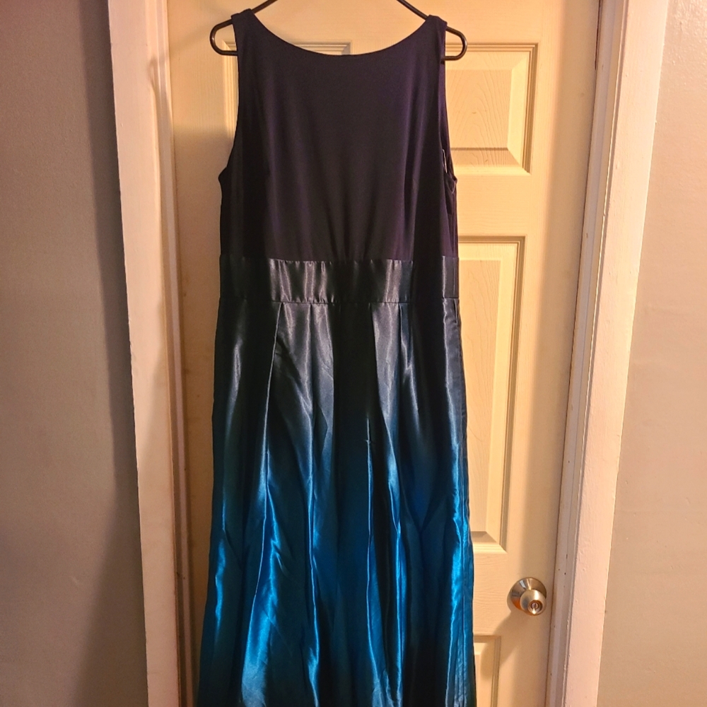 SLNY Ombre Gown